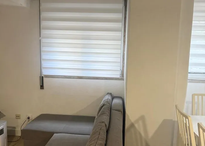 Casinha Da Penha De Franca * Lisboa